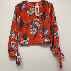 Slit long sleeve floral t shirt